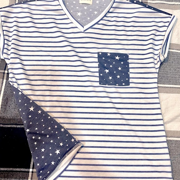 NWOT Navy & White Stars and Stripes Color Block Pocket Tee - Picture 4 of 15